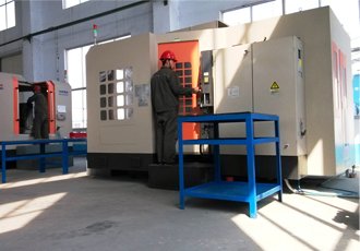 Horizontal machining centre