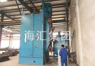 Shot blasting and sandblasting chamber